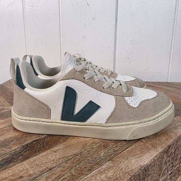 Veja Other - Veja Kids Sneakers in White, Tan & Dark Green